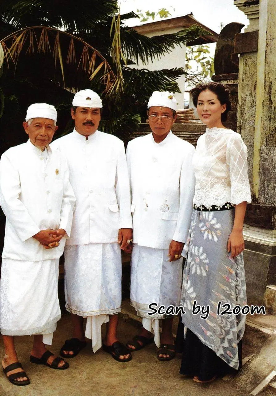 (วันวาน) เชอรี่ เข็มอัปสร @ ขวัญเรือน ปีที่ 34 ฉบับที่ 735 กรกฎาคม 2545
