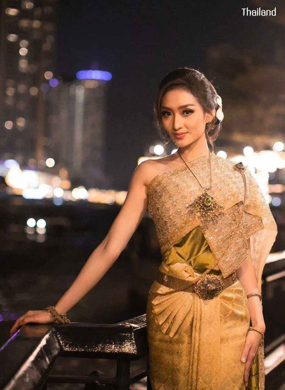 THAILAND 🇹🇭 | THAI NATIONAL COSTUME and Loy Krathong Festival