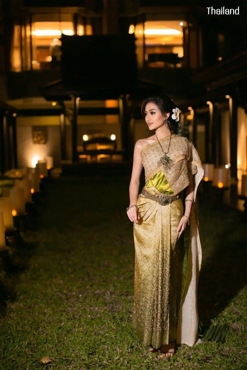 THAILAND 🇹🇭 | THAI NATIONAL COSTUME and Loy Krathong Festival