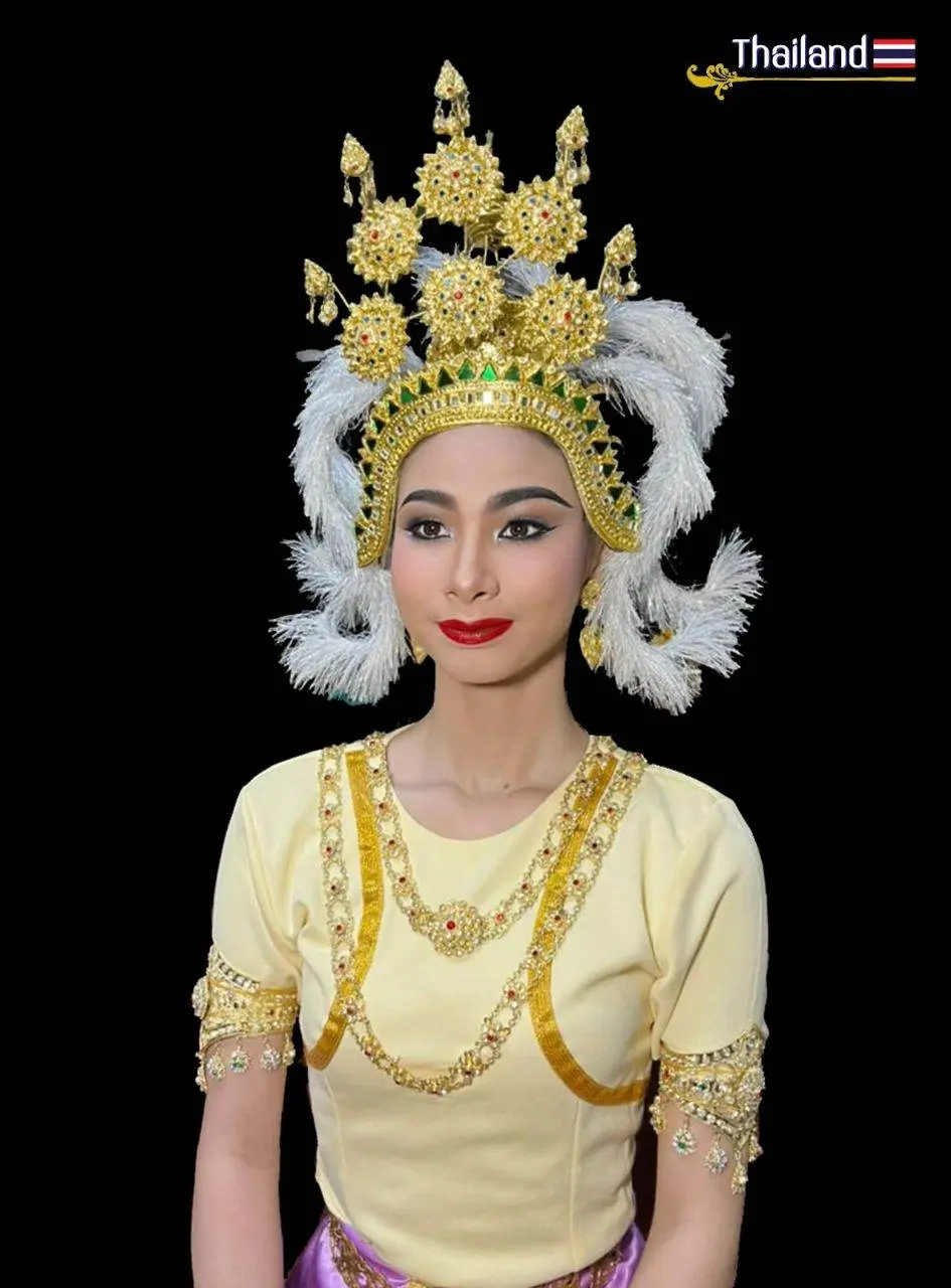 THAILAND 🇹🇭 | Lopburi Period dance