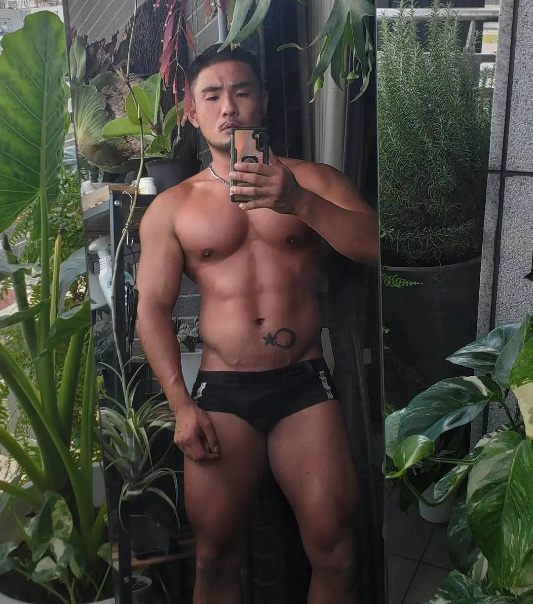 ต้นไม้งาม-ผู้ชายแซ่บ