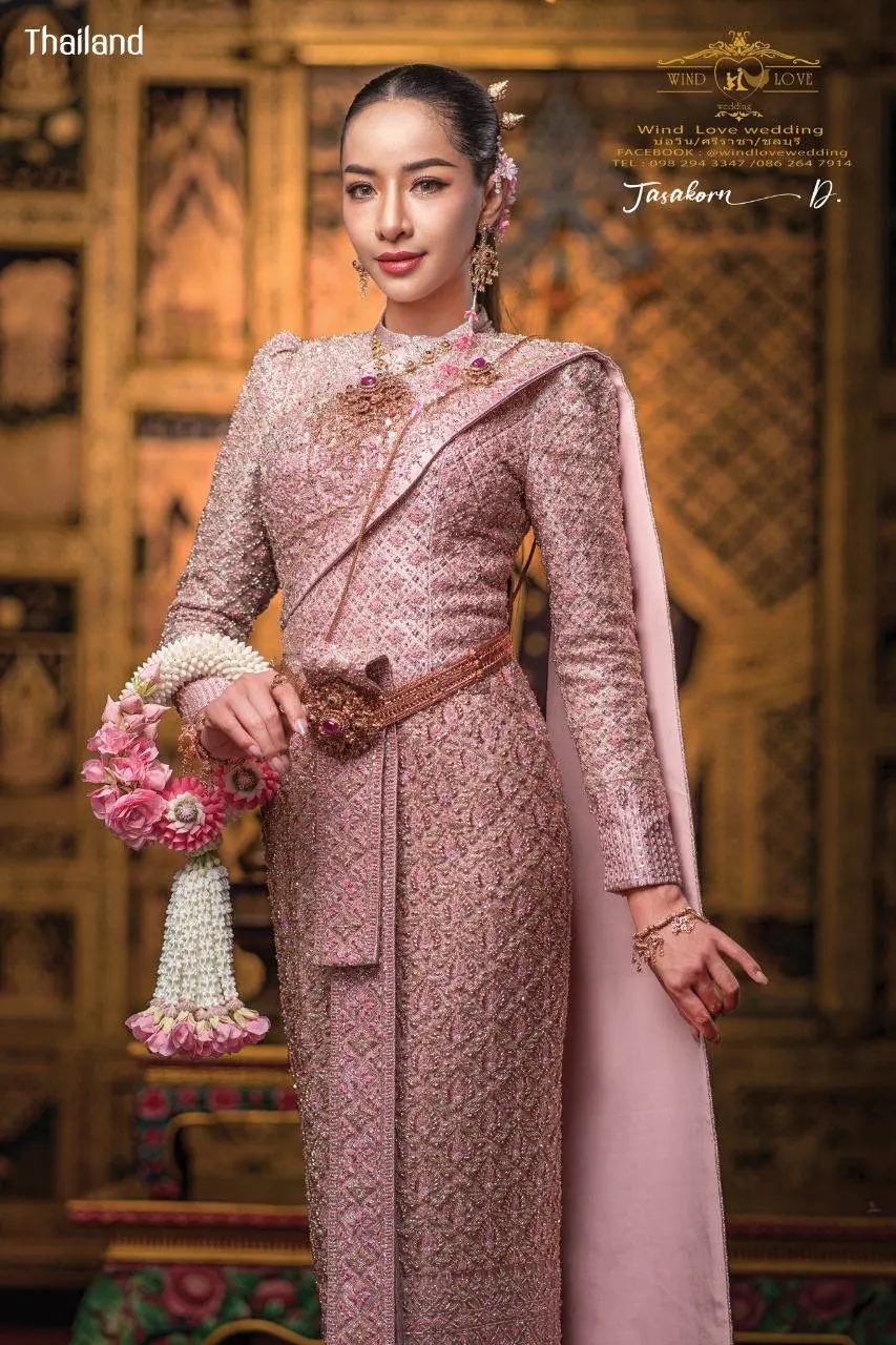 Thai Wedding Dress: THAI NATIONAL COSTUME | THAILAND 🇹🇭