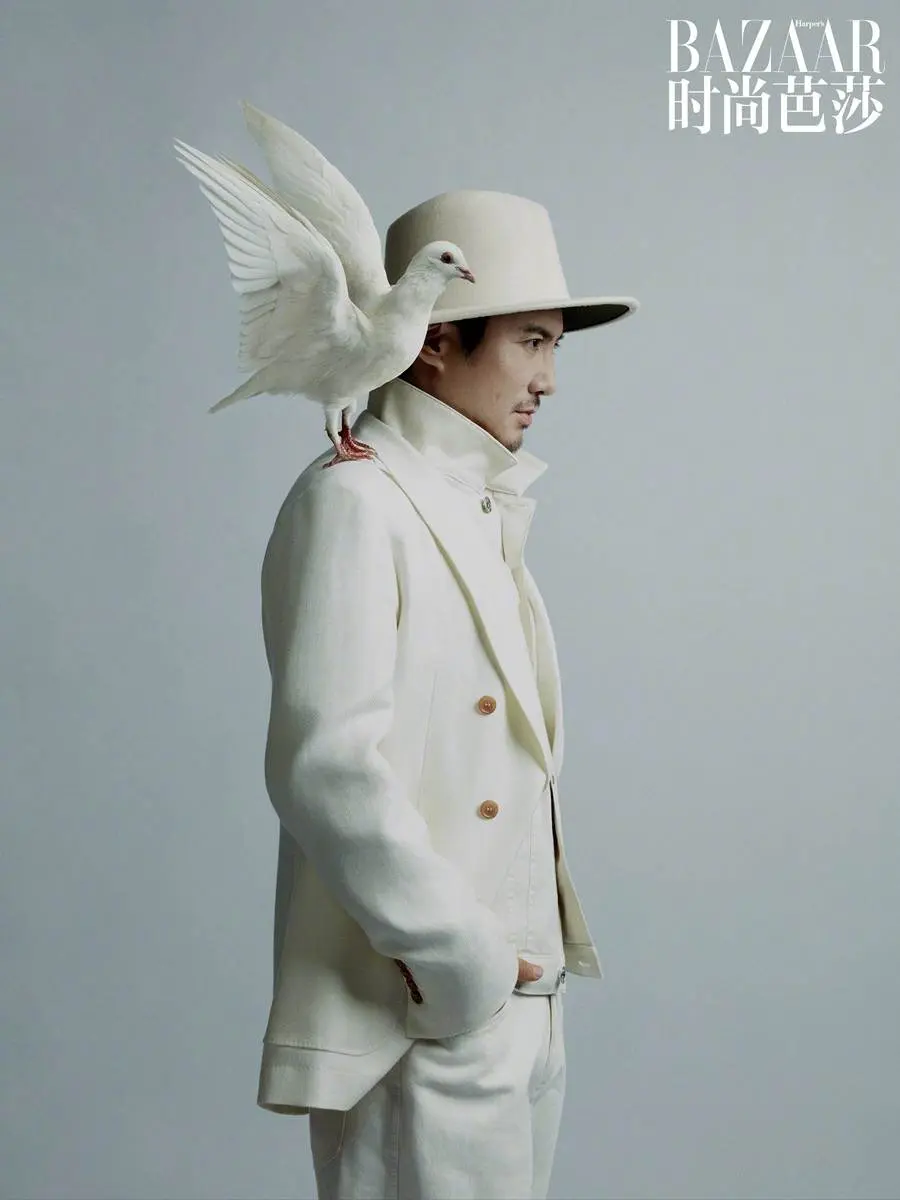 Shen Teng @ Harper&rsquo;s Bazaar China December 2022