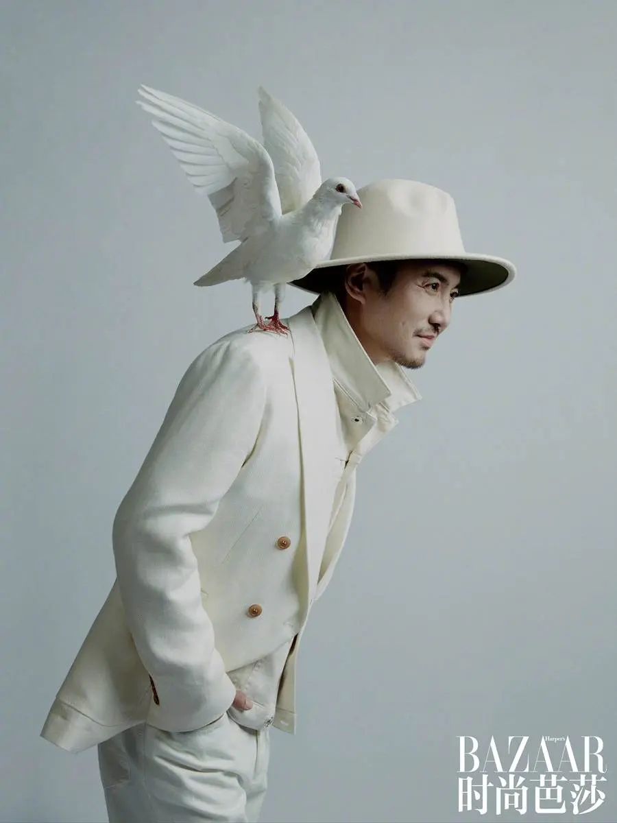 Shen Teng @ Harper&rsquo;s Bazaar China December 2022