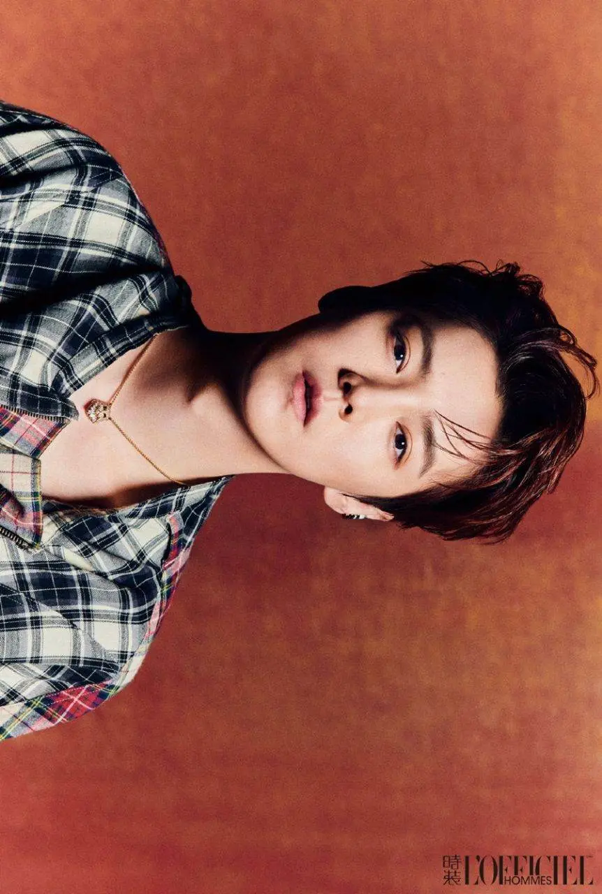 LuHan @ L&rsquo;Officiel Hommes China December 2022