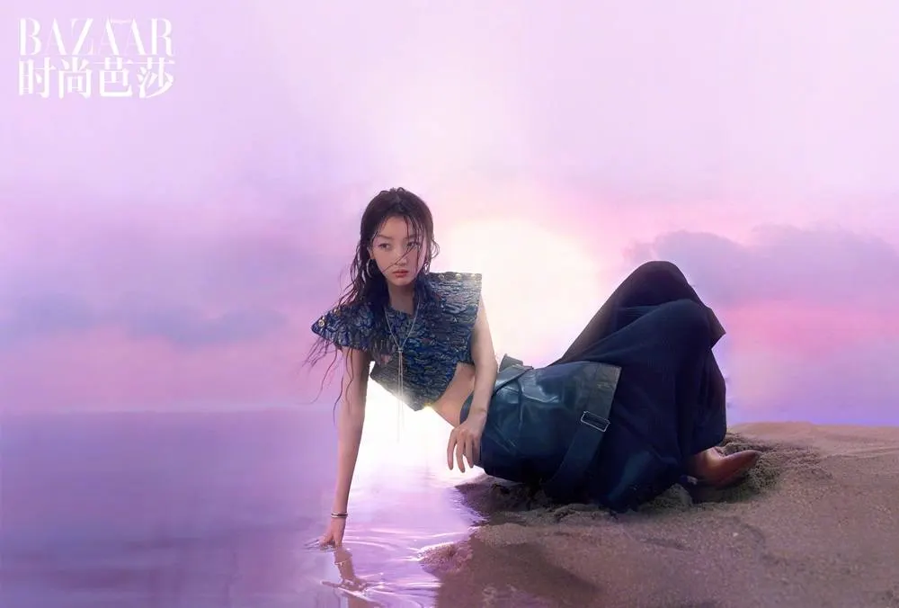 Zhou Dongyu @ Harper&rsquo;s Bazaar China December 2022
