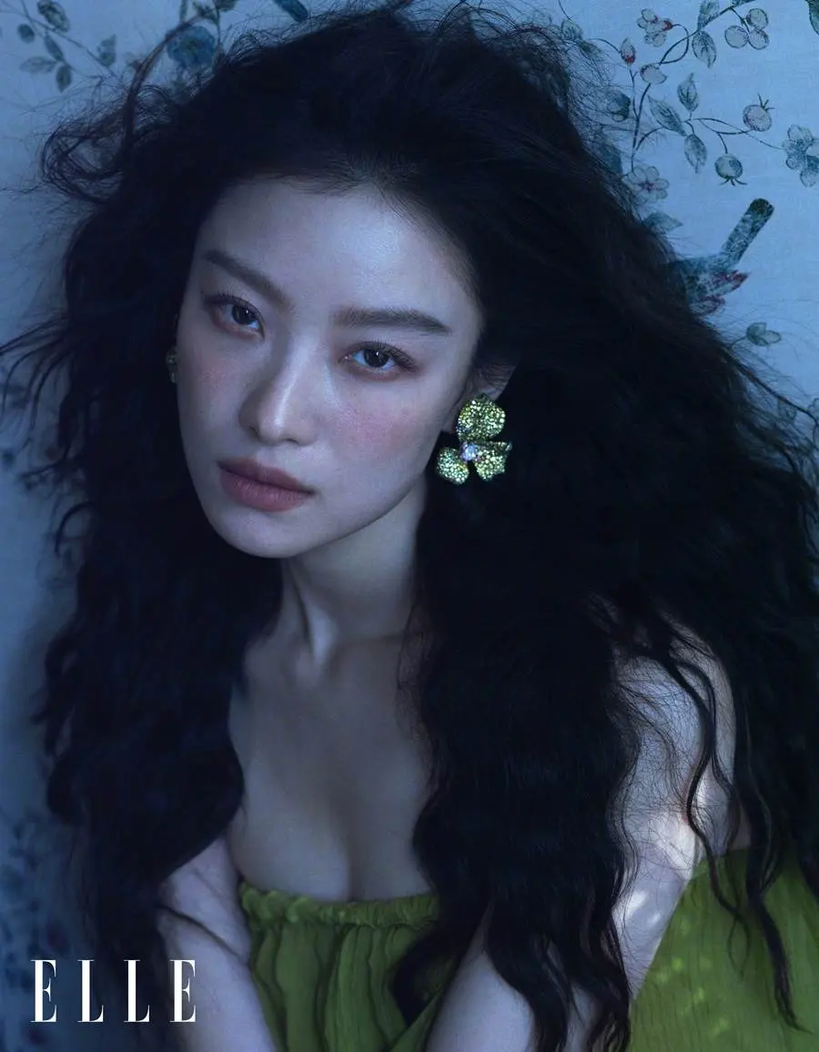 NiNi @ ELLE China December 2022