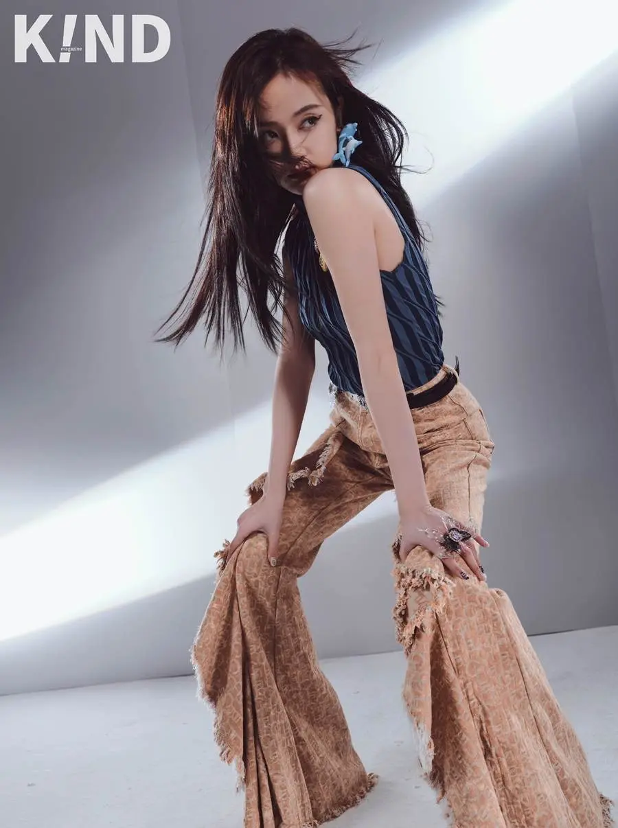 Wu Xuanyi @ K!ND China Winter 2022