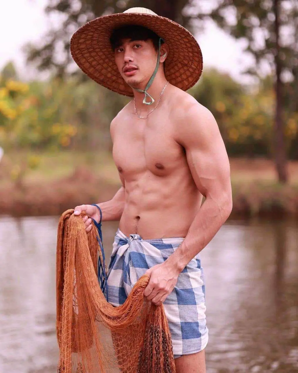 แบ่งปันผู้งานดี16