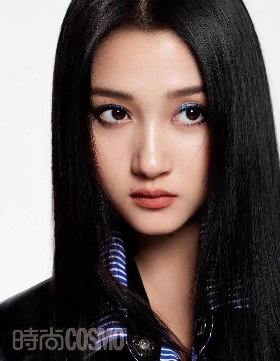 Guan Xiaotong @ Cosmopolitan China December 2022