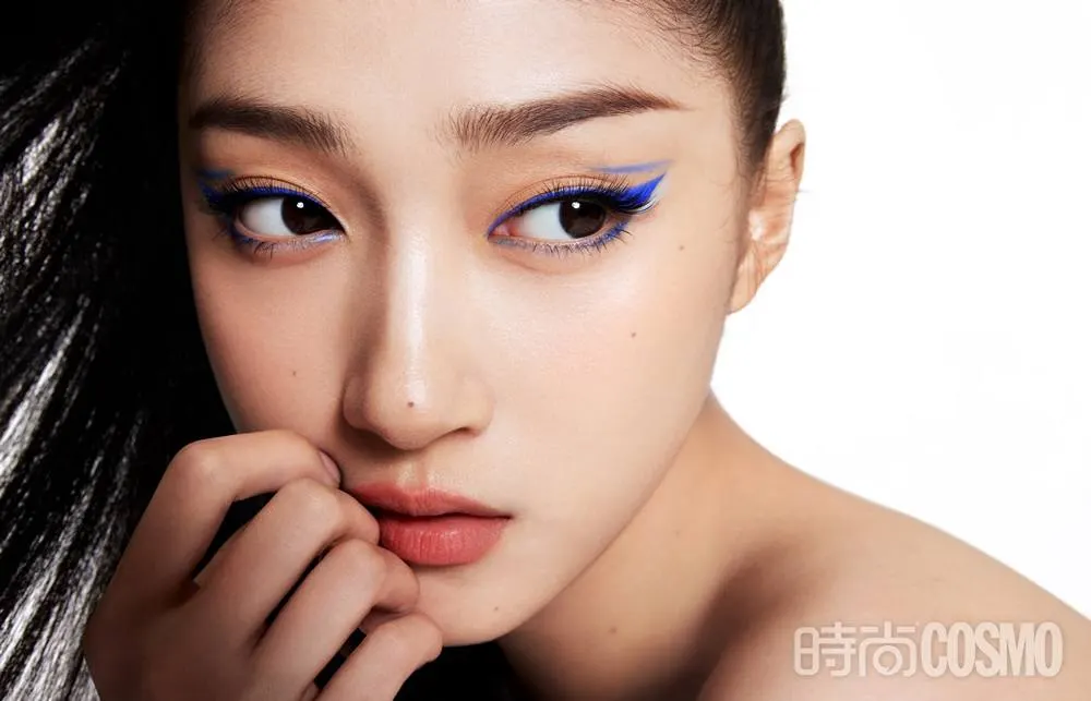 Guan Xiaotong @ Cosmopolitan China December 2022