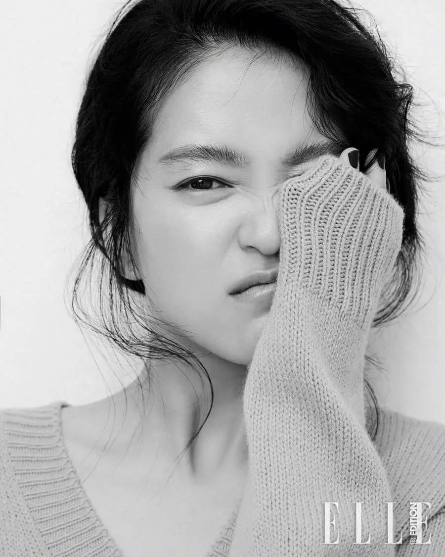 Kim Tae Ri @ ELLE Korea December 2022