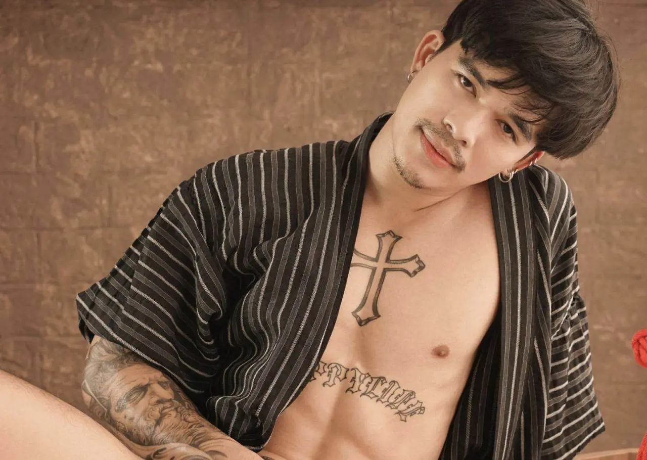 แน่นๆแฟนใคร