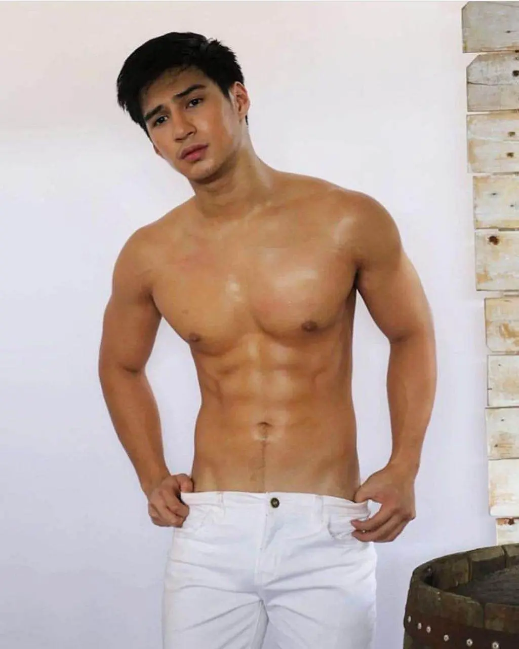 หลงในความผัว