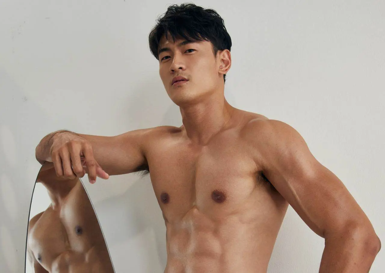 เชิญเลียสามี