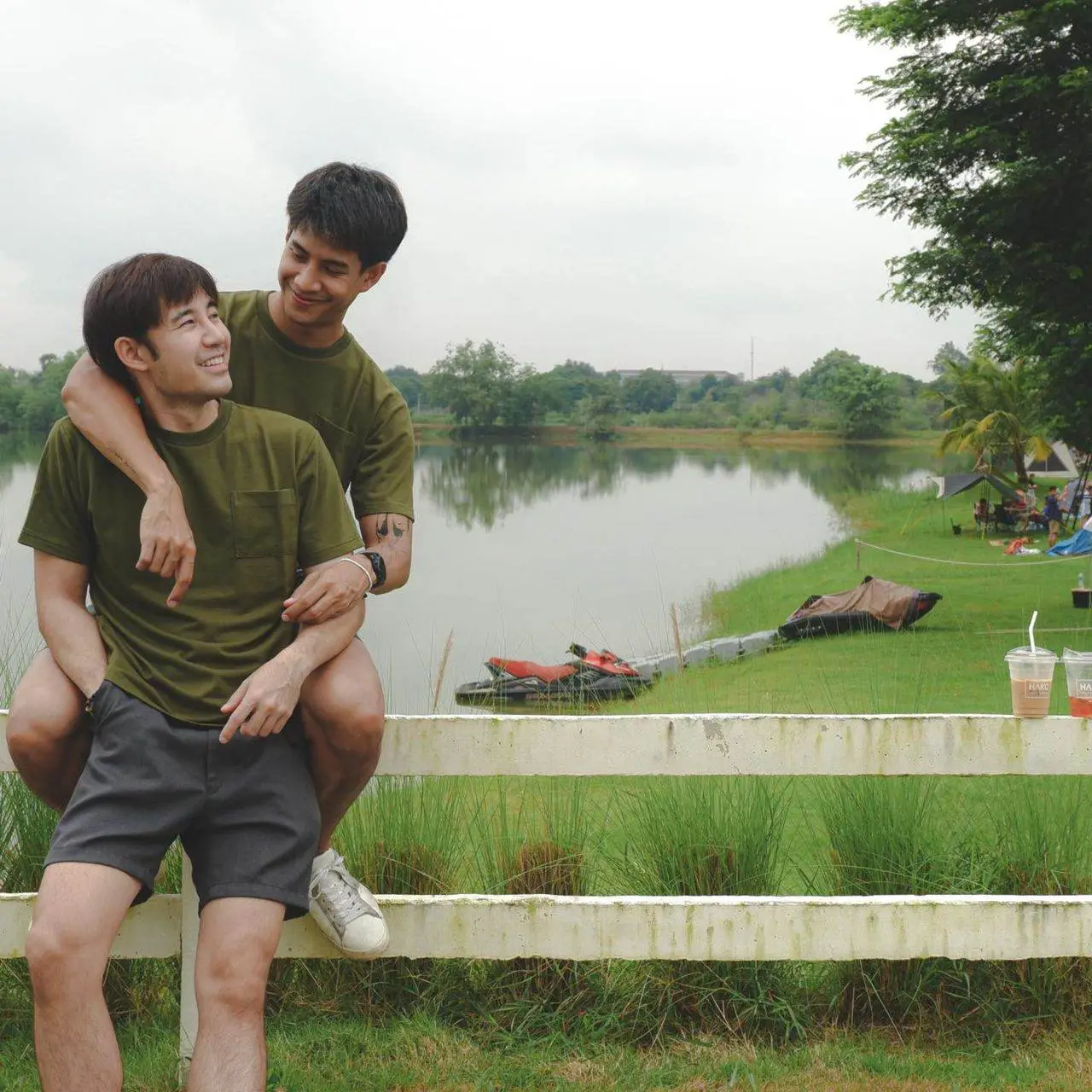 เหม็นความรักว่ะแก