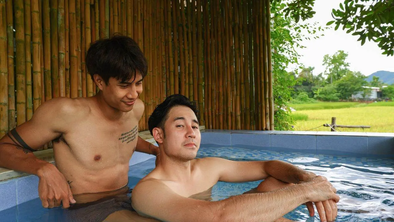 เหม็นความรักว่ะแก