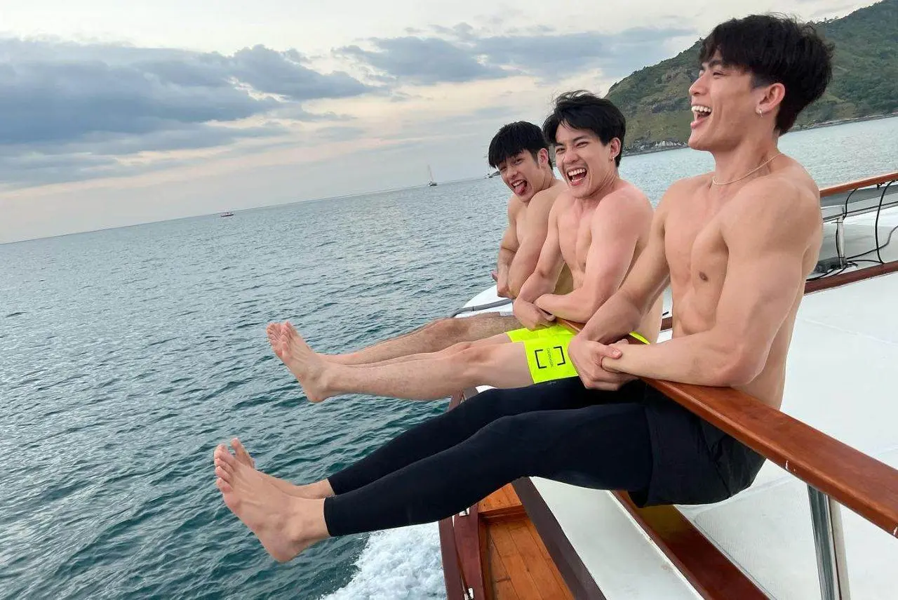 แอ๊รายยยย