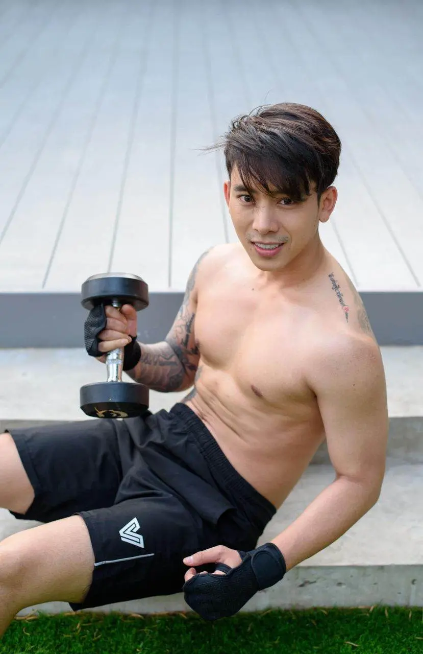 แอ๊รายยยย