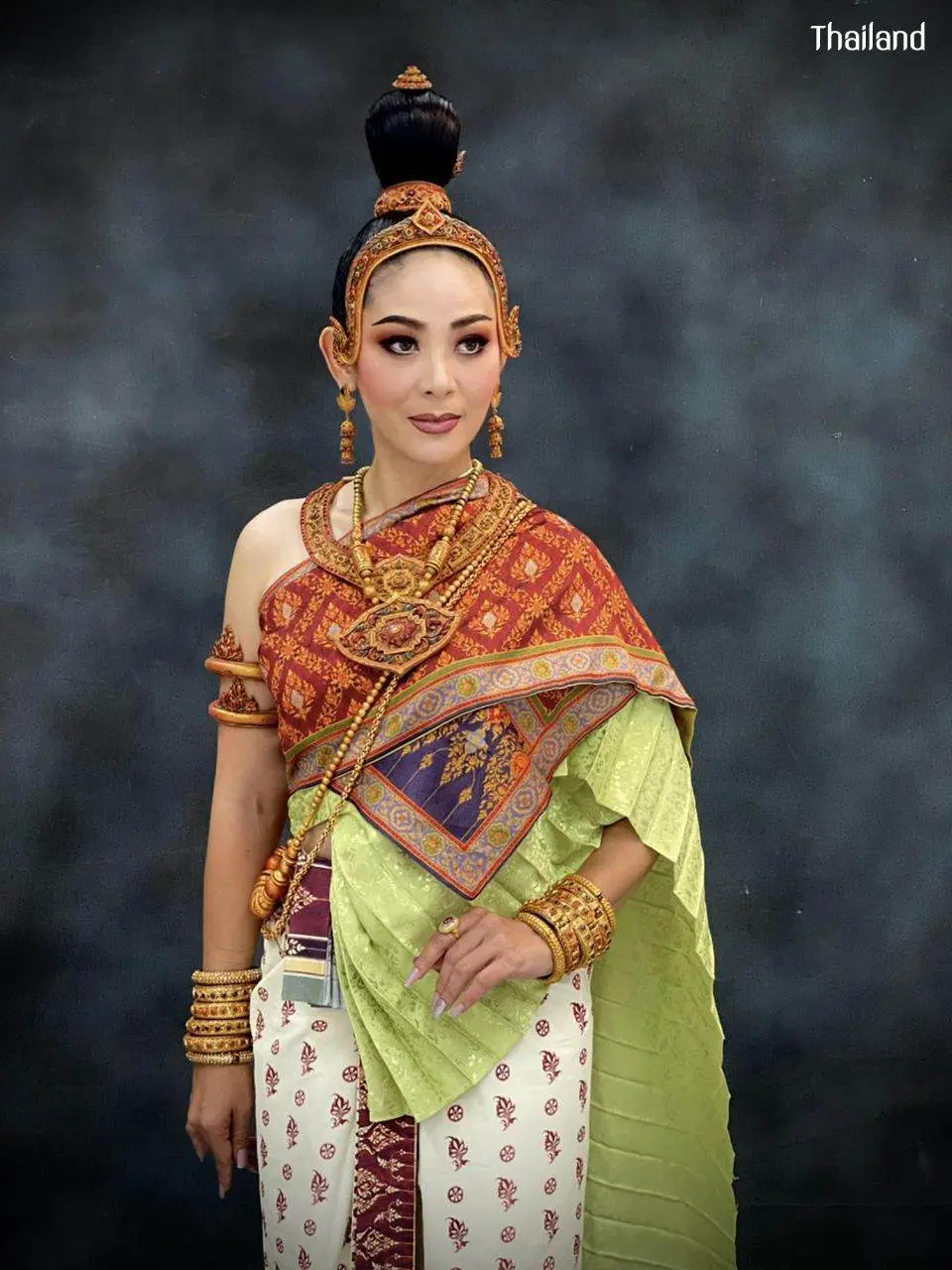 THAILAND 🇹🇭 | AYUTTHAYA COSTUME
