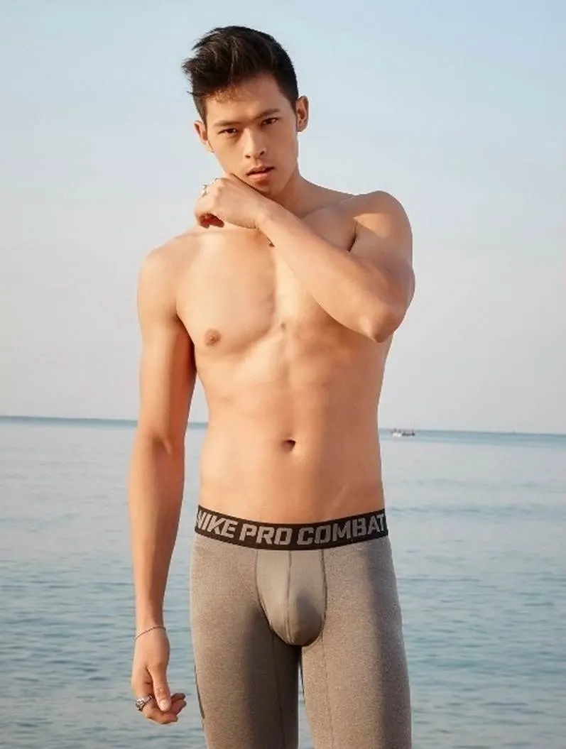 ส่องหนุ่ม 19