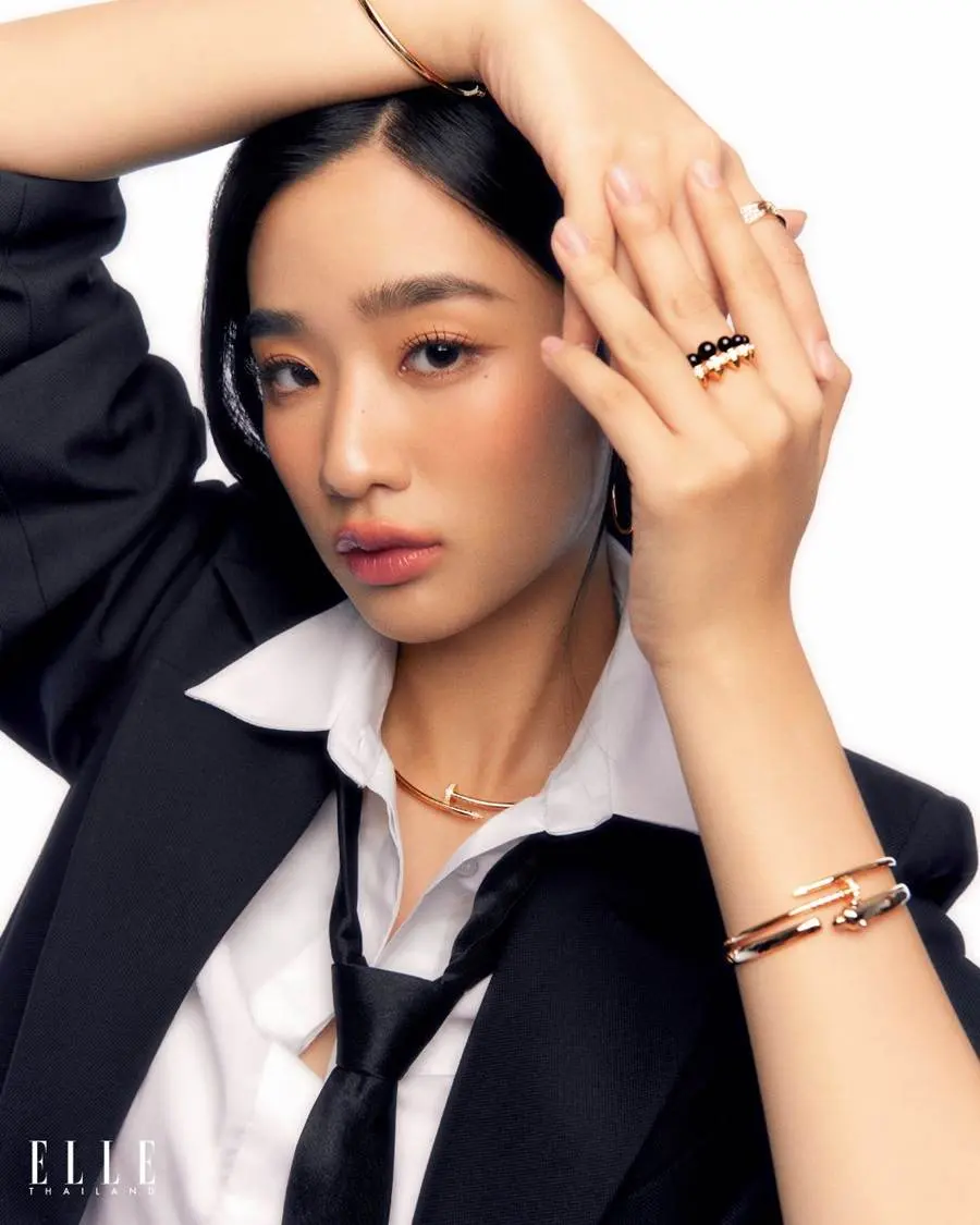 ตู-ต้นตะวัน @ ELLE Thailand December 2022