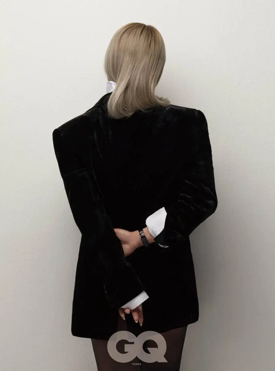 CL @ GQ Korea December 2022