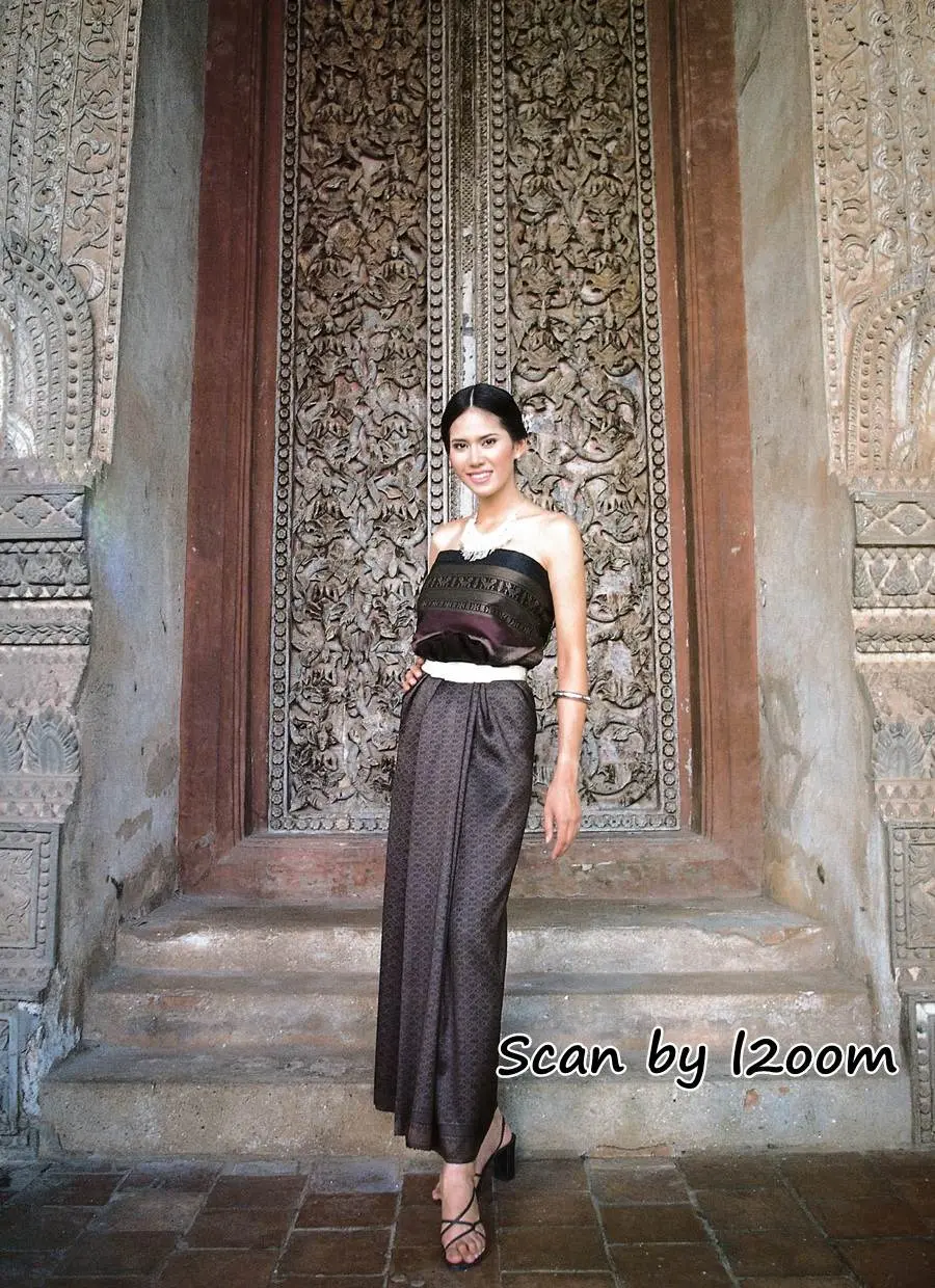 (วันวาน) น้ําฝน สรวงสุดา @ เพื่อนเดินทาง ปีที่ 21 ฉบับที่ 238 ตุลาคม 2542