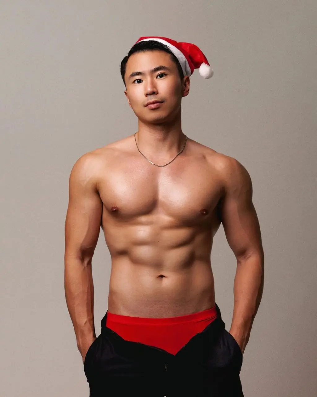 ส่องหนุ่มหล่อวันคริสต์มาส