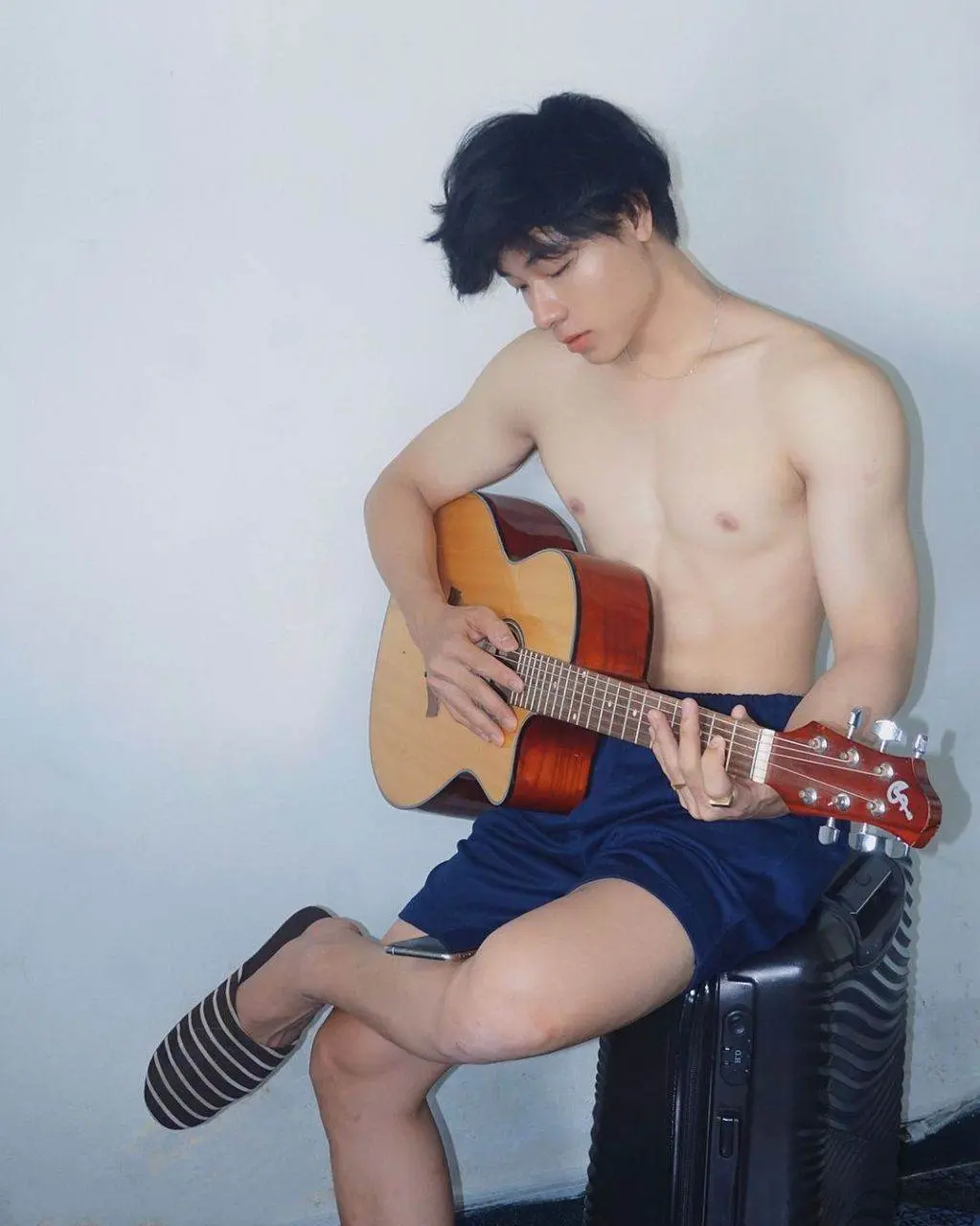ส่องหนุ่มหล่อวันคริสต์มาส