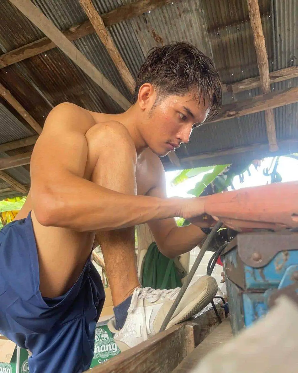 หนุ่มช่าง..รักจริง