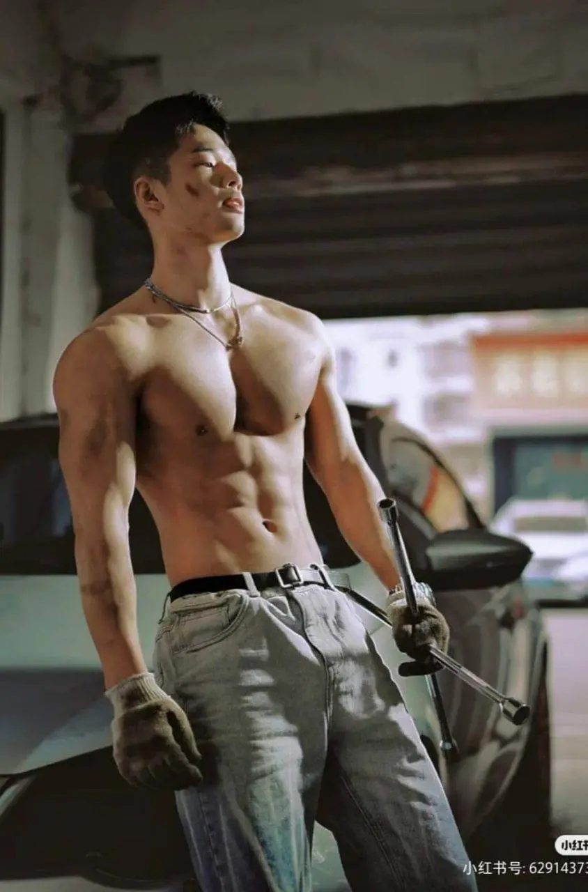หนุ่มช่าง..รักจริง