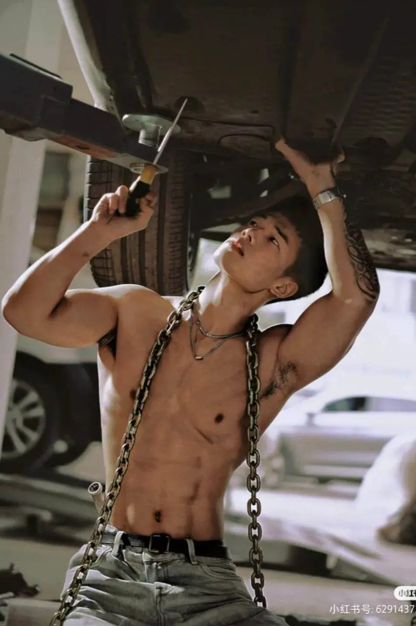 หนุ่มช่าง..รักจริง