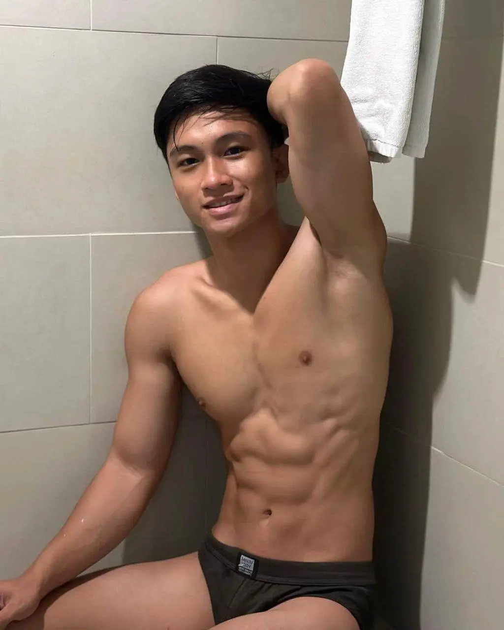 ชวนหนุ่ม..ลงอ่าง