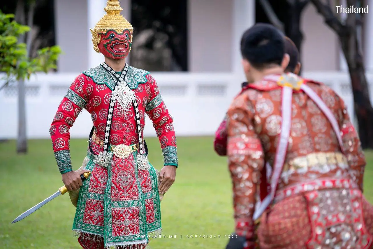 THAILAND 🇹🇭 | Khon masked dance drama
