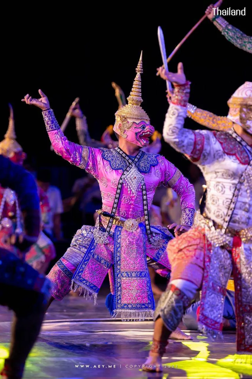 THAILAND 🇹🇭 | Khon masked dance drama