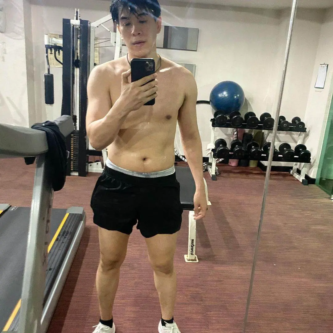 ผัวนัวต้นปี