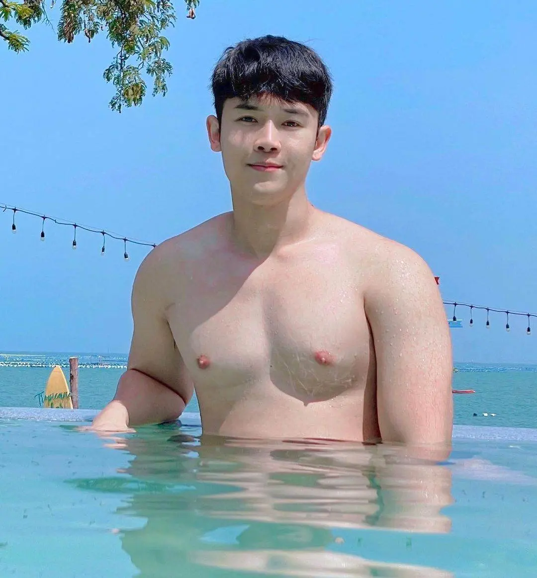 คำว่าตัวค่อน👅👅👅