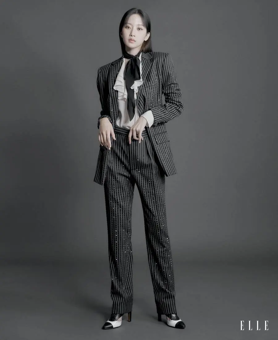 Mun Ka Young @ ELLE Singapore December 2022