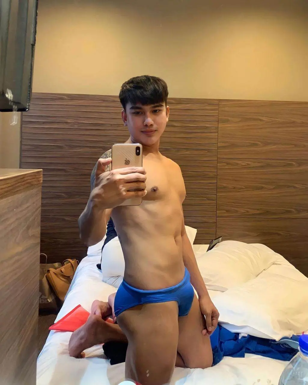 วันหยุดสุดหล่อ