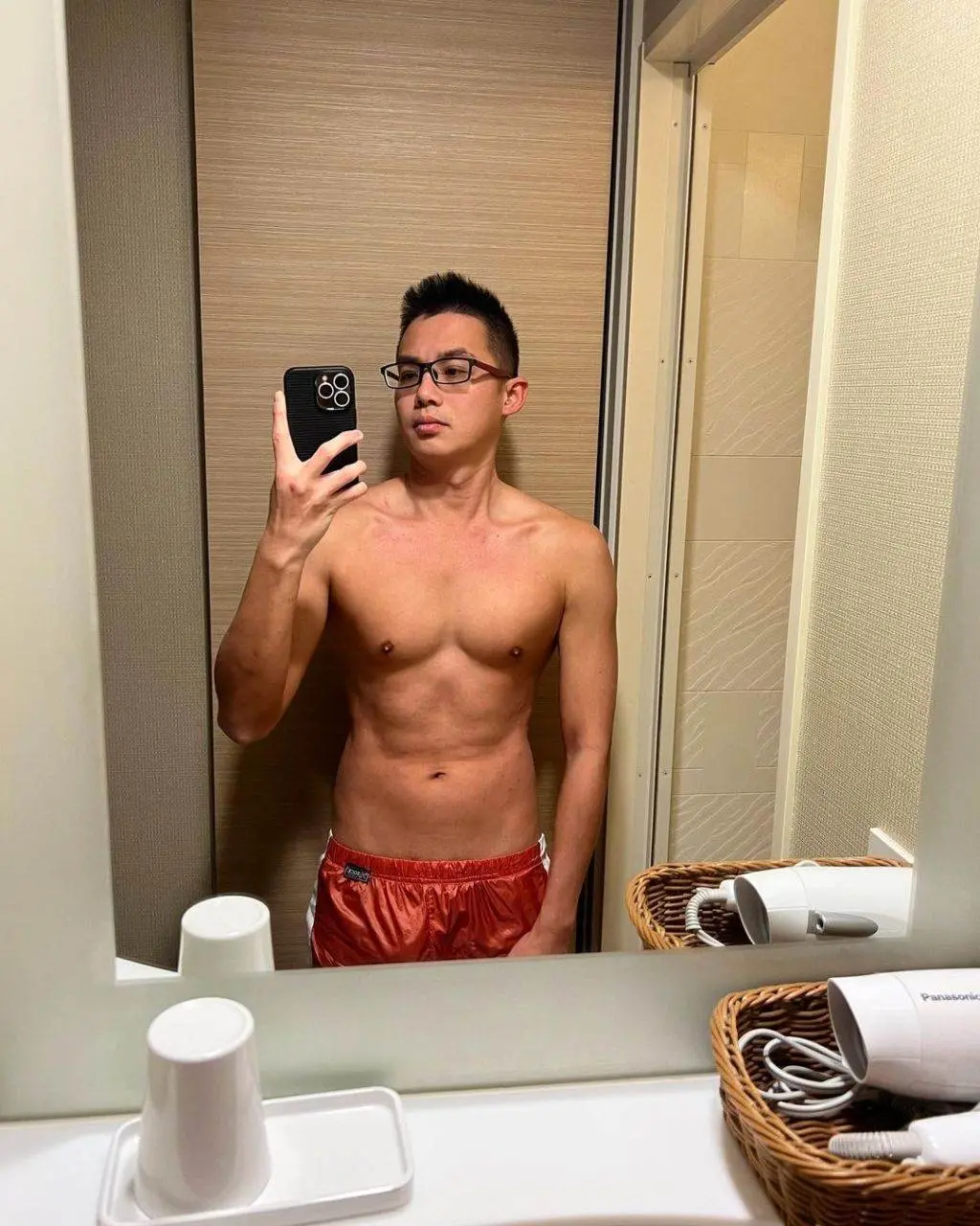 วันหยุดสุดหล่อ