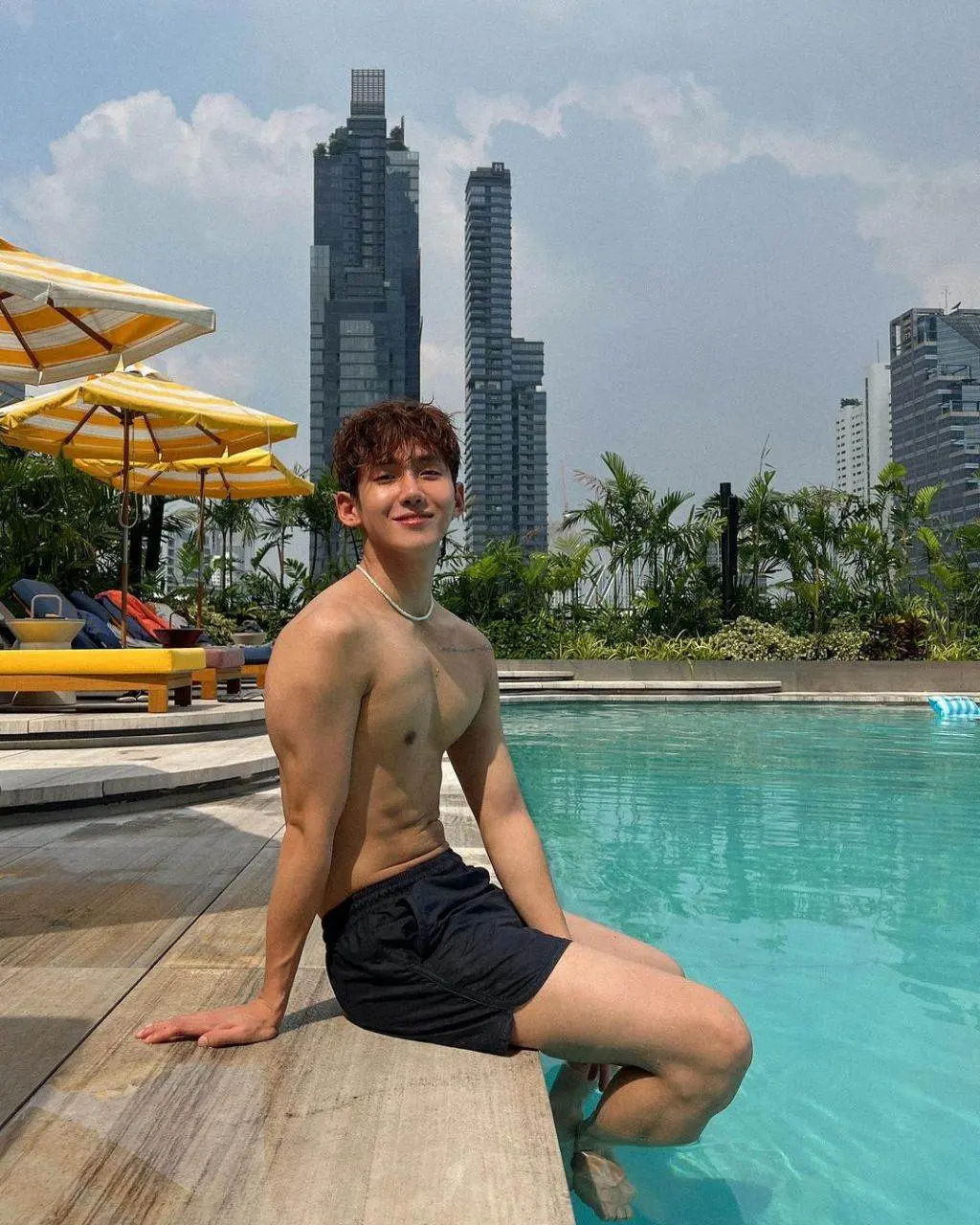 วันหยุดสุดหล่อ