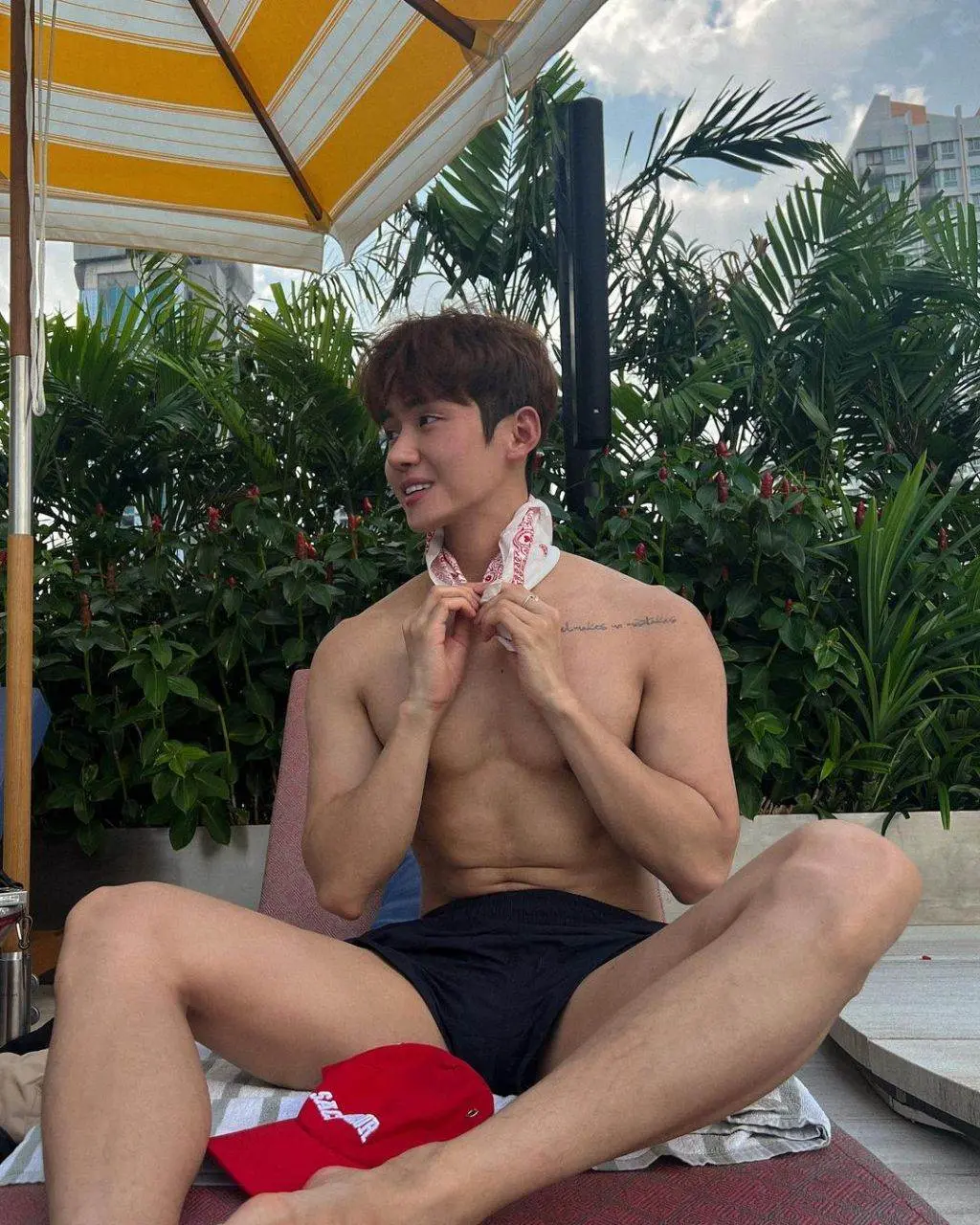 วันหยุดสุดหล่อ