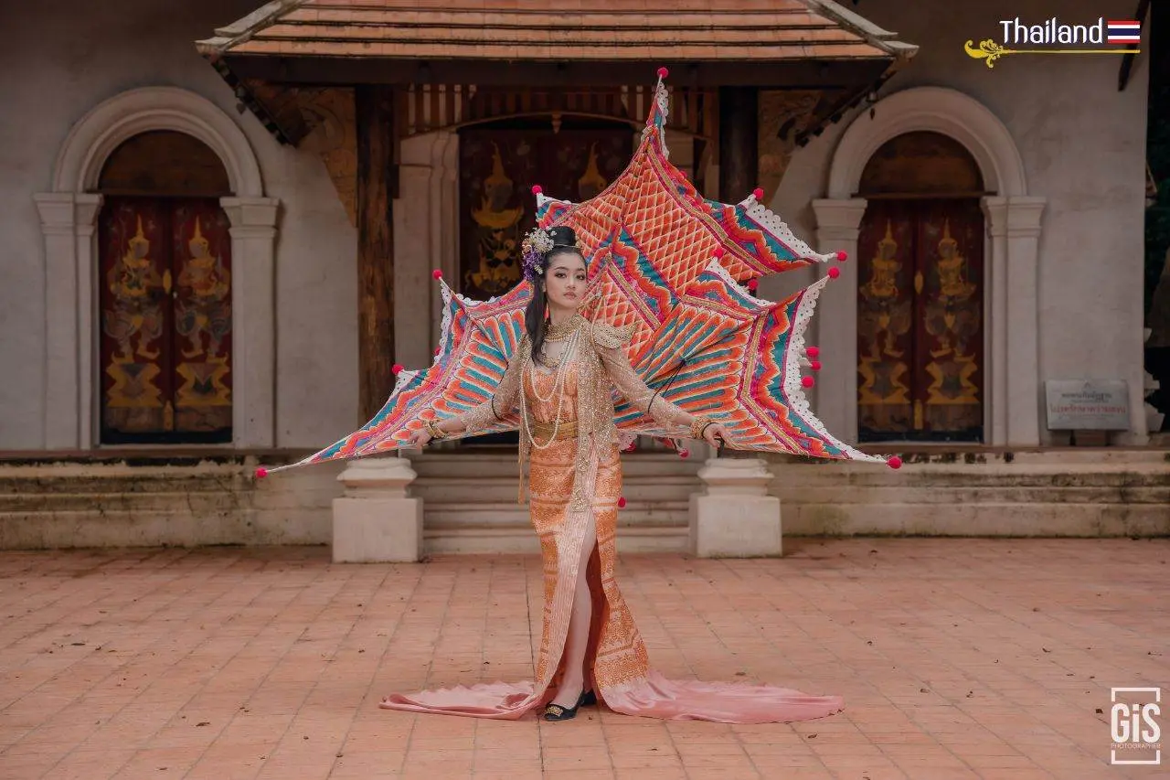 THAILAND 🇹🇭 | Ginggala Bird Dance