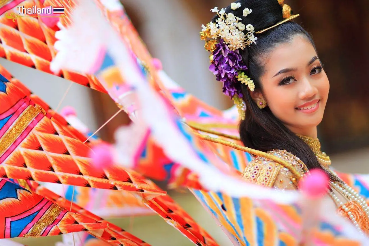 THAILAND 🇹🇭 | Ginggala Bird Dance