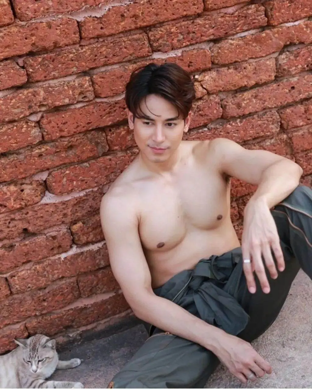อ่าาาส์