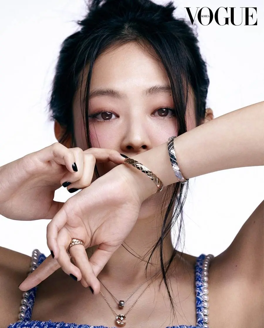 (BLACKPINK) Jennie @ VOGUE Korea February 2023