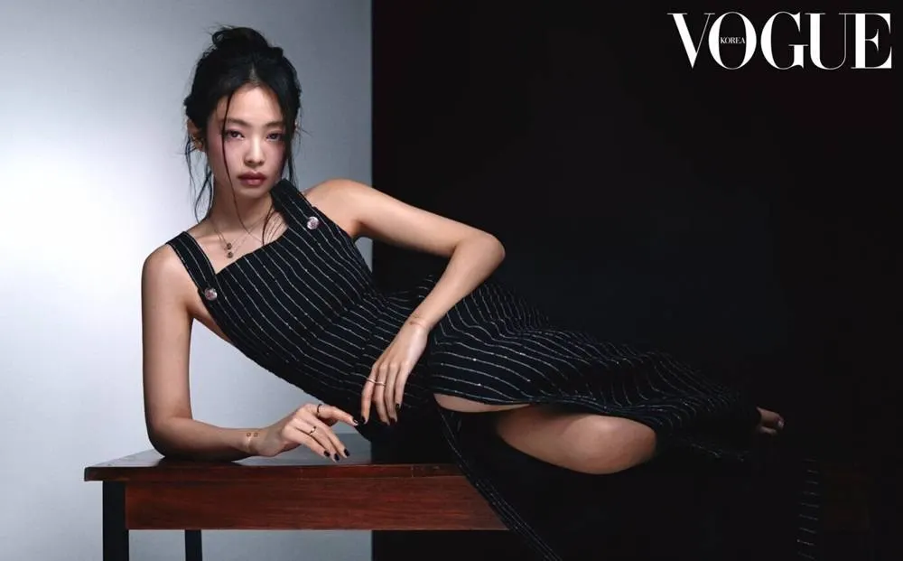 (BLACKPINK) Jennie @ VOGUE Korea February 2023