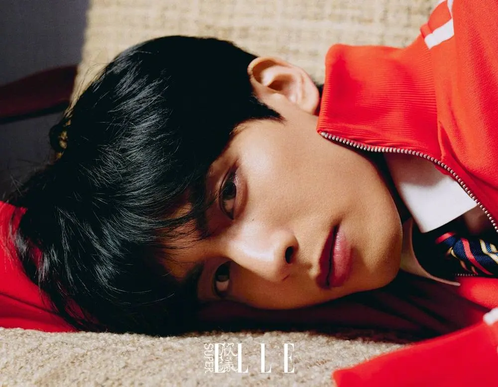 Song Weilong @ SuperELLE China February 2023