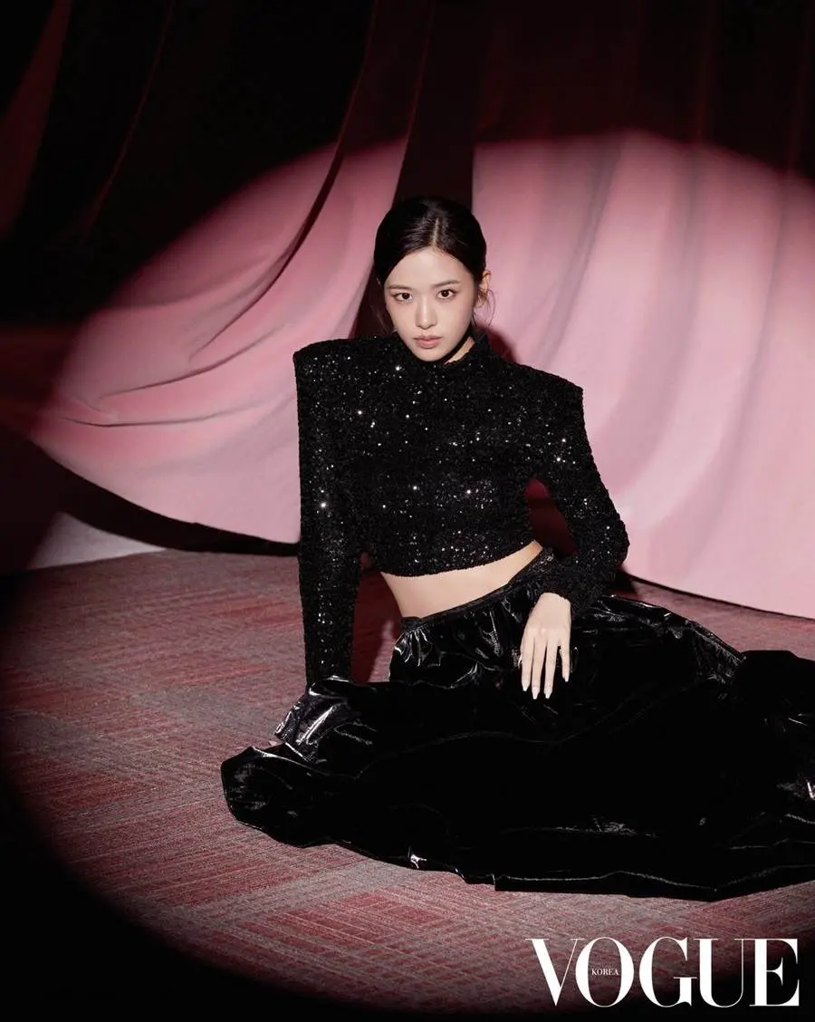 IVE @ VOGUE Korea January 2023